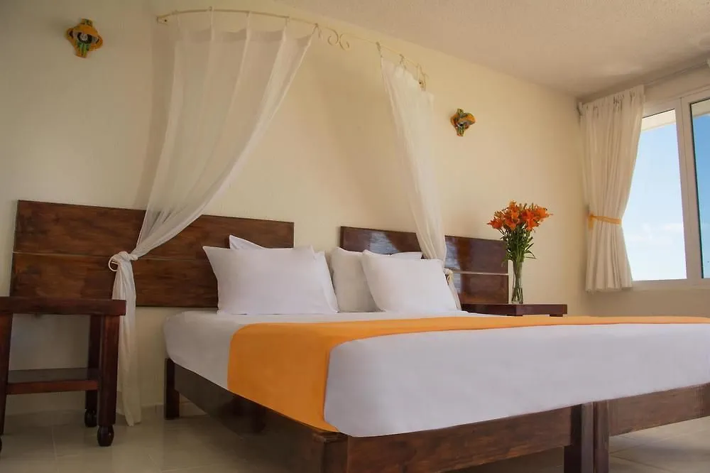 Hacienda Morelos Beachfront Hotel Puerto Morelos