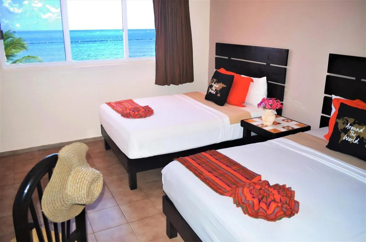 Hacienda Morelos Beachfront Hotel بويرتو موريلوس المكسيك