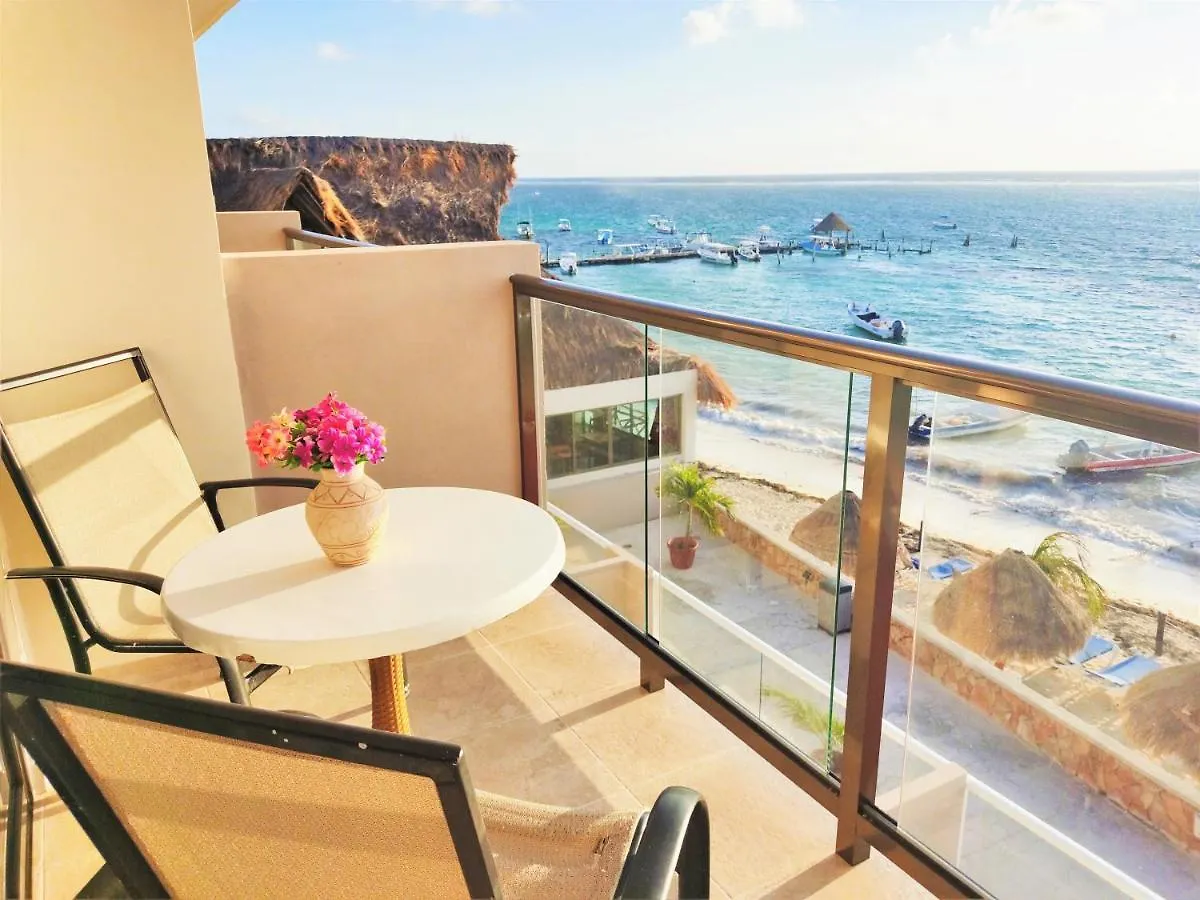 Hacienda Morelos Beachfront Hotel بويرتو موريلوس