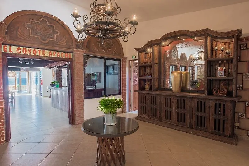 Hacienda Morelos Beachfront Hotel بويرتو موريلوس المكسيك
