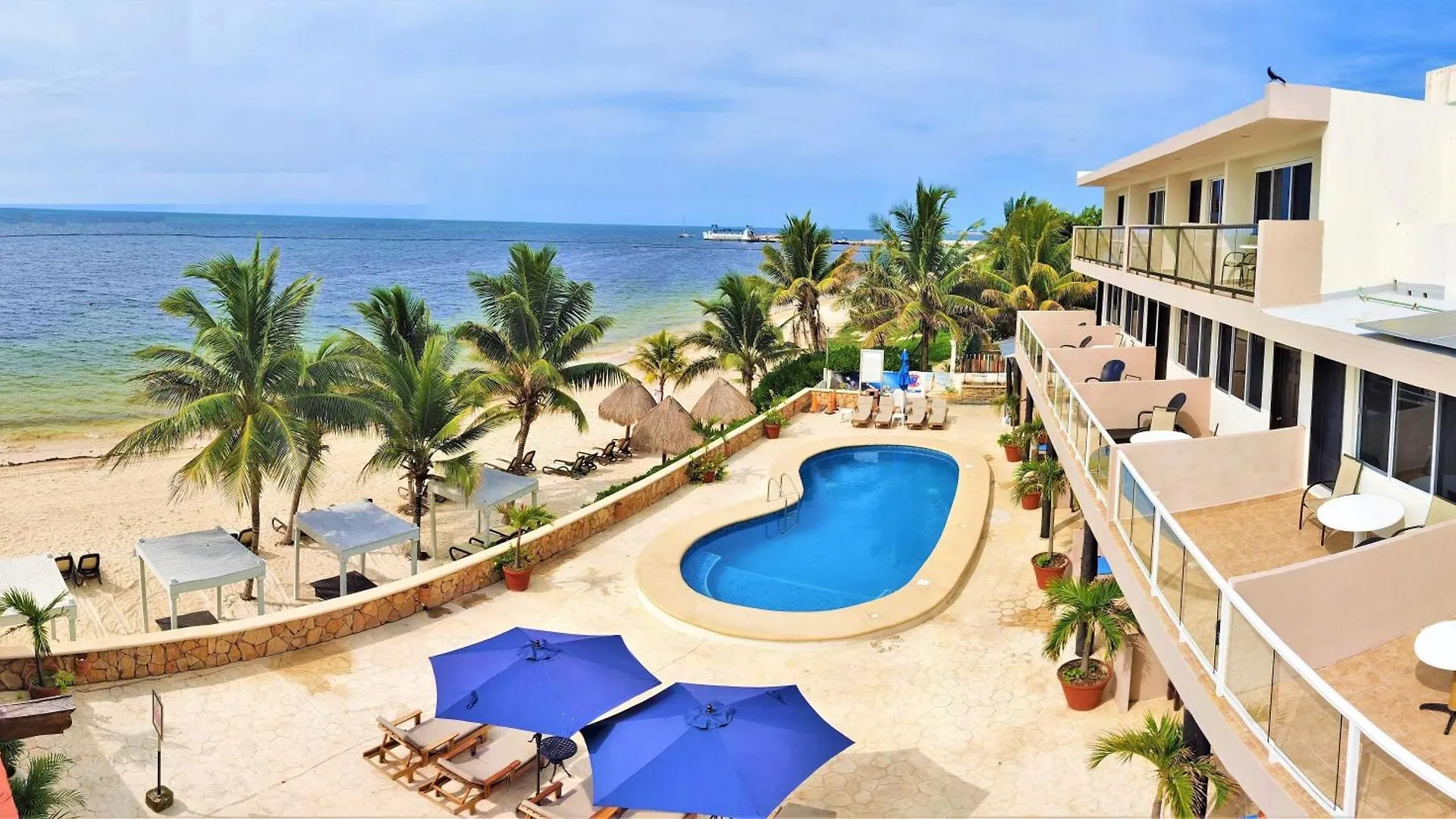 Hacienda Morelos Beachfront Hotel Puerto Morelos